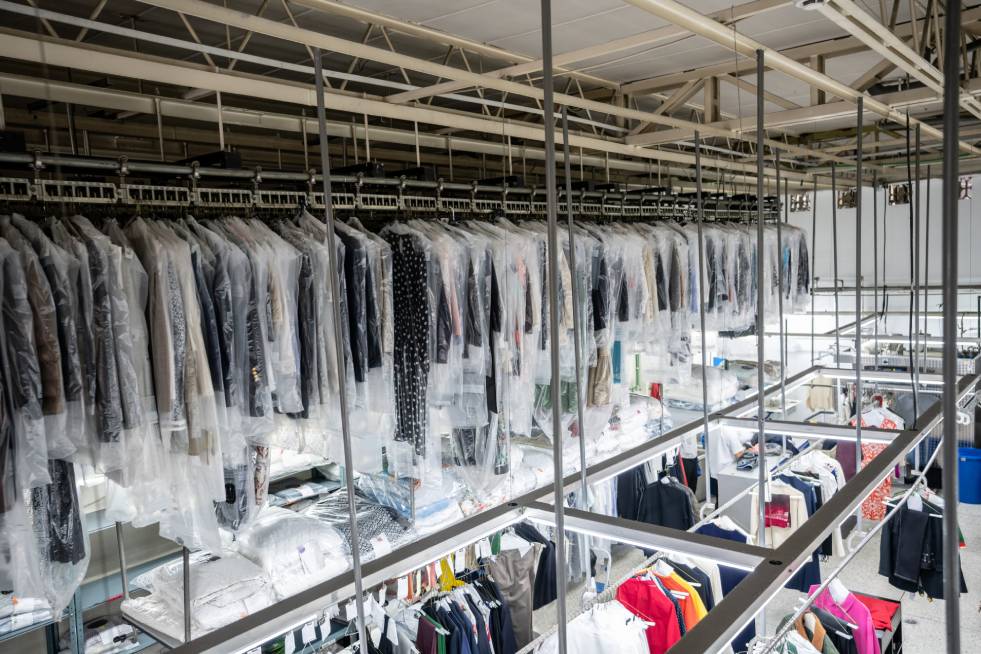 dry cleaners clothes